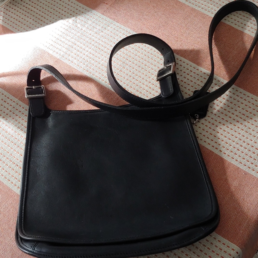 Vintage Coach crossbody